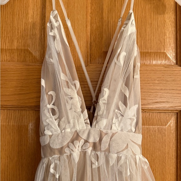 Vintage Shop Long Lace Dress - Picture 3 of 7